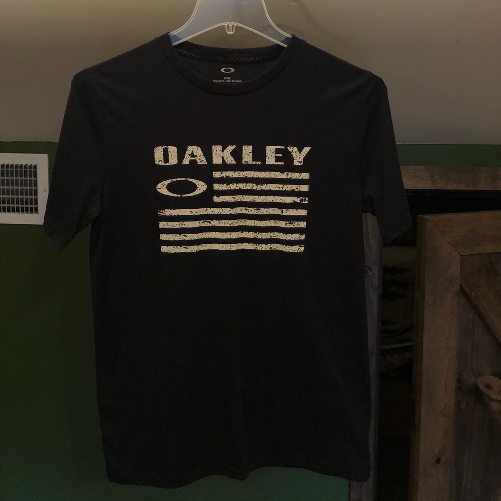 Men’s tee